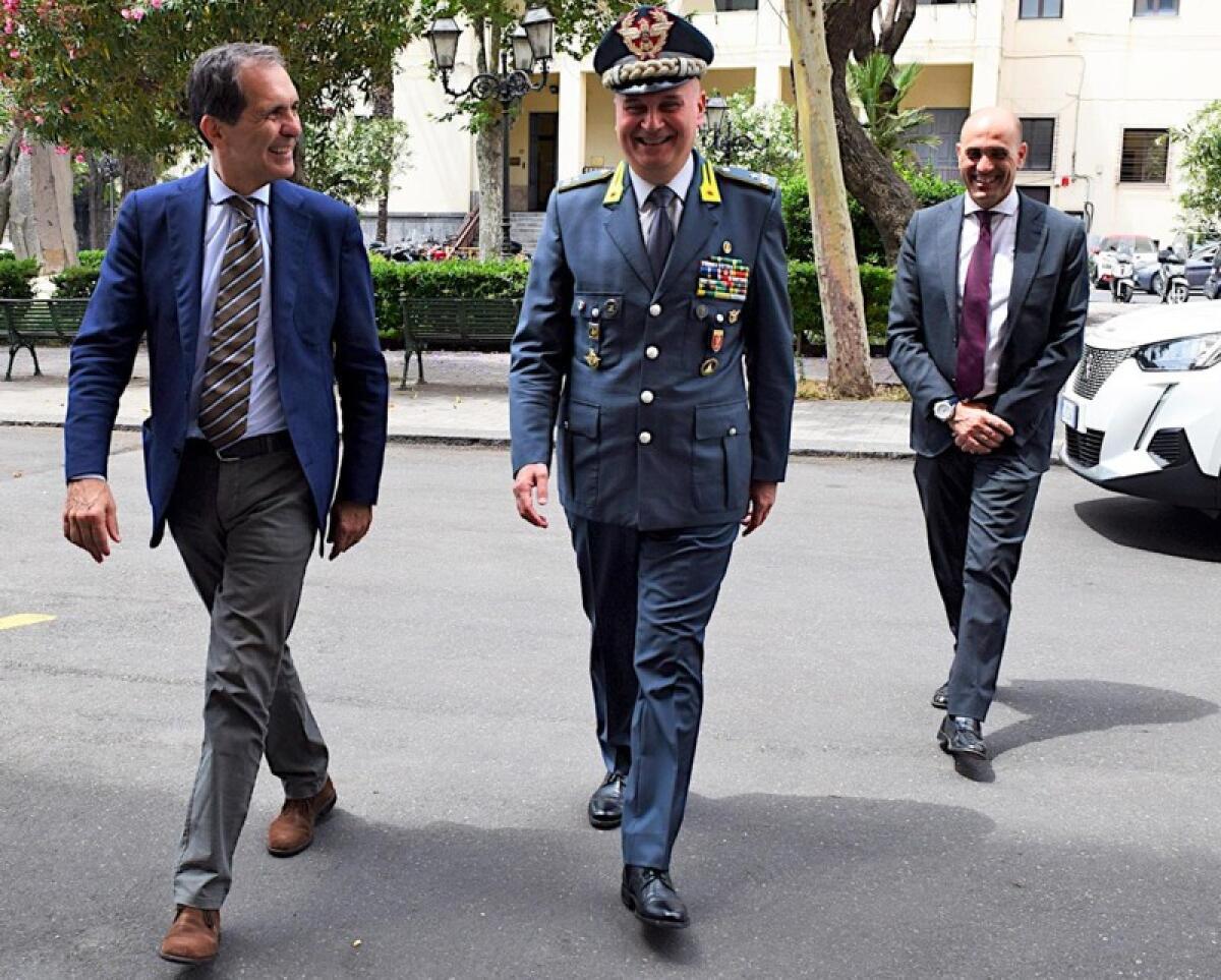 Visita istituzionale del sindaco di Catania, Enrico Trantino al Comando Provinciale della Guardia di Finanza - 