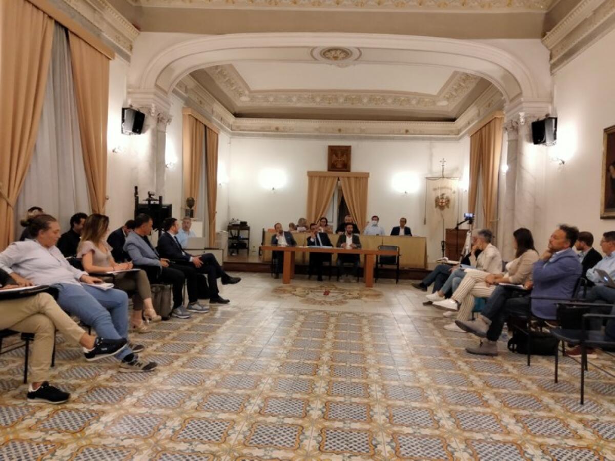 Caltagirone: mercoledì Consiglio comunale su regolamento Tari e due ordini del giorno - 