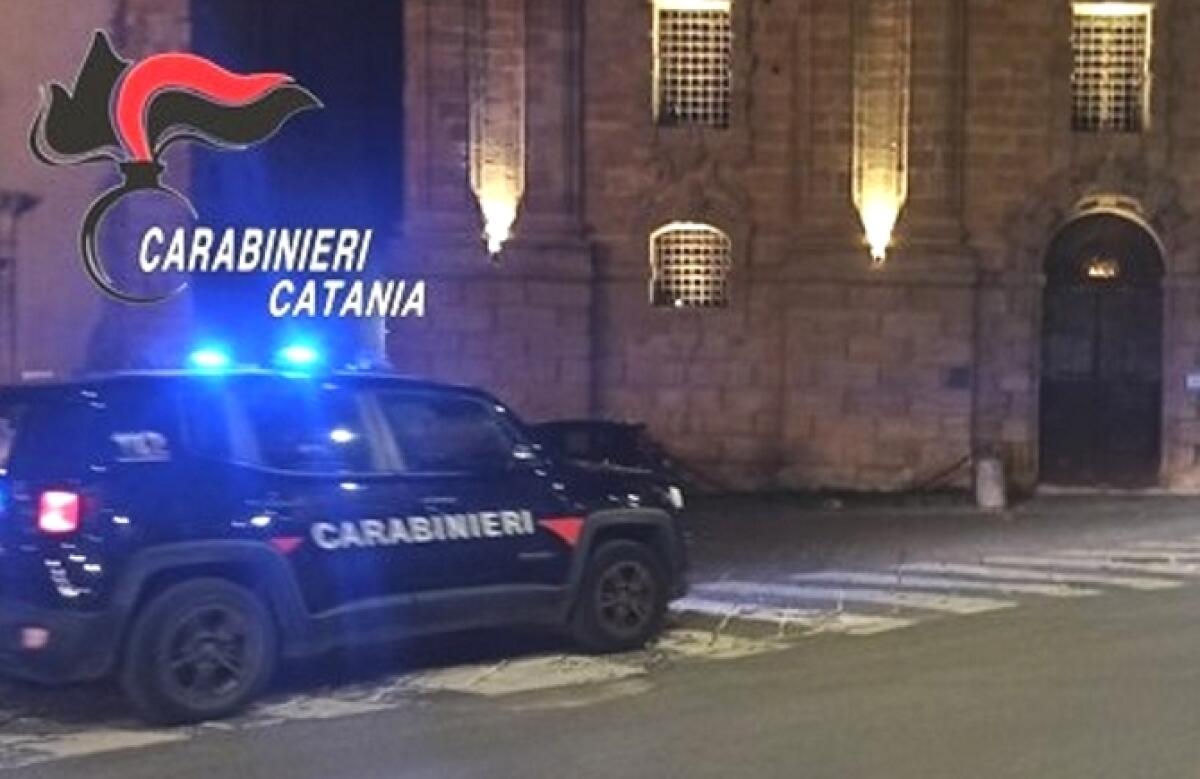 Controlli dei Carabinieri  a Caltagirone e Licodia Eubea: un arresto per detenzione ai fini di spaccio di stupefacenti e una denuncia - 