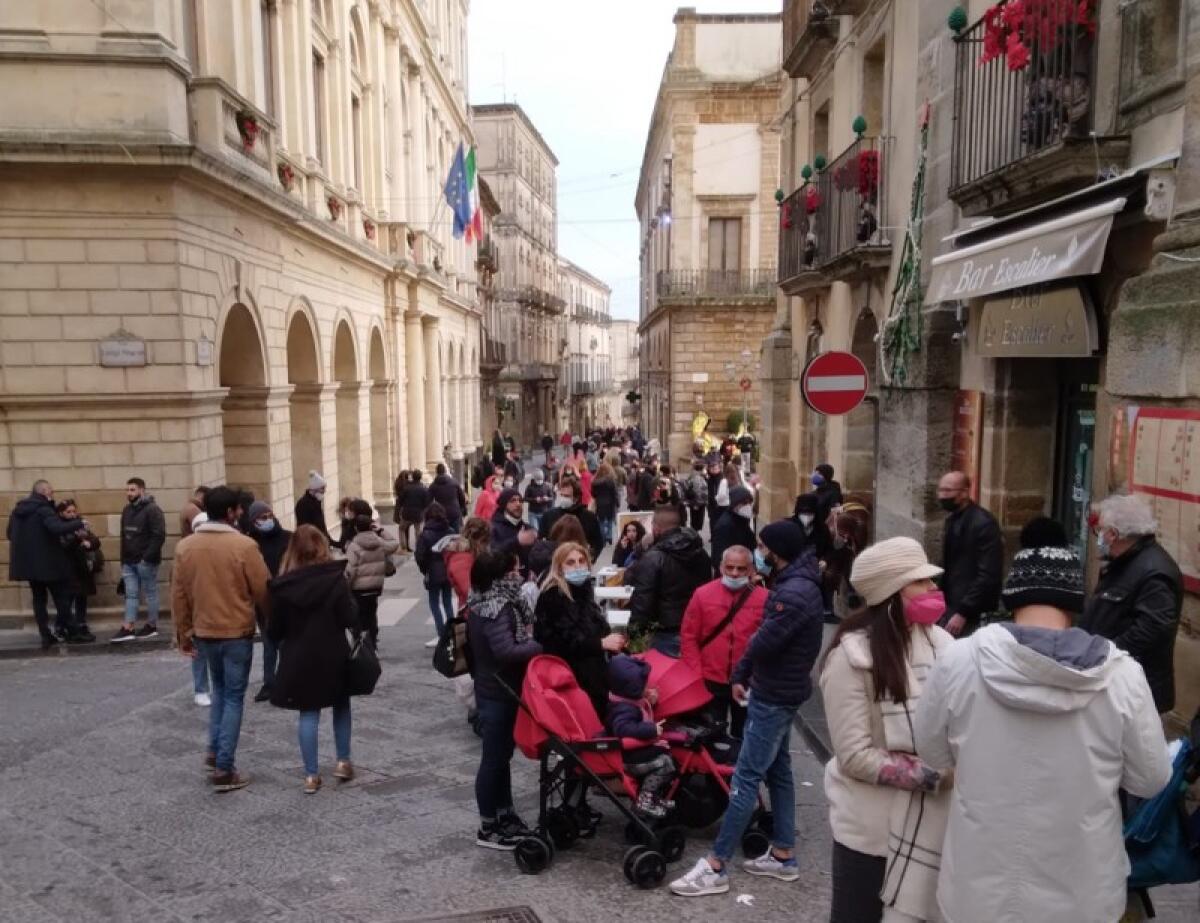 Caltagirone: isola pedonale nel centro storico, modifiche orarie "per garantire ai turisti e agli stessi calatini più fruibilità" - 
