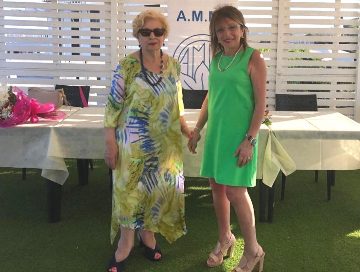 Presentata “Fiori di luce”, la nuova opera della poetessa Anna Maria Gallone - 