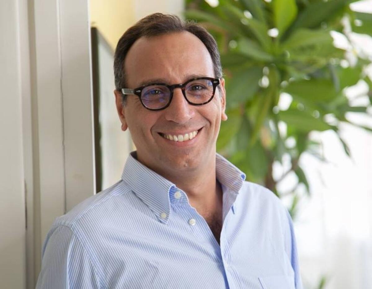 La Regione Siciliana fa rientrare dalle ferie alcuni dipendenti per sbloccare i pagamenti alle fatture delle imprese edili - 