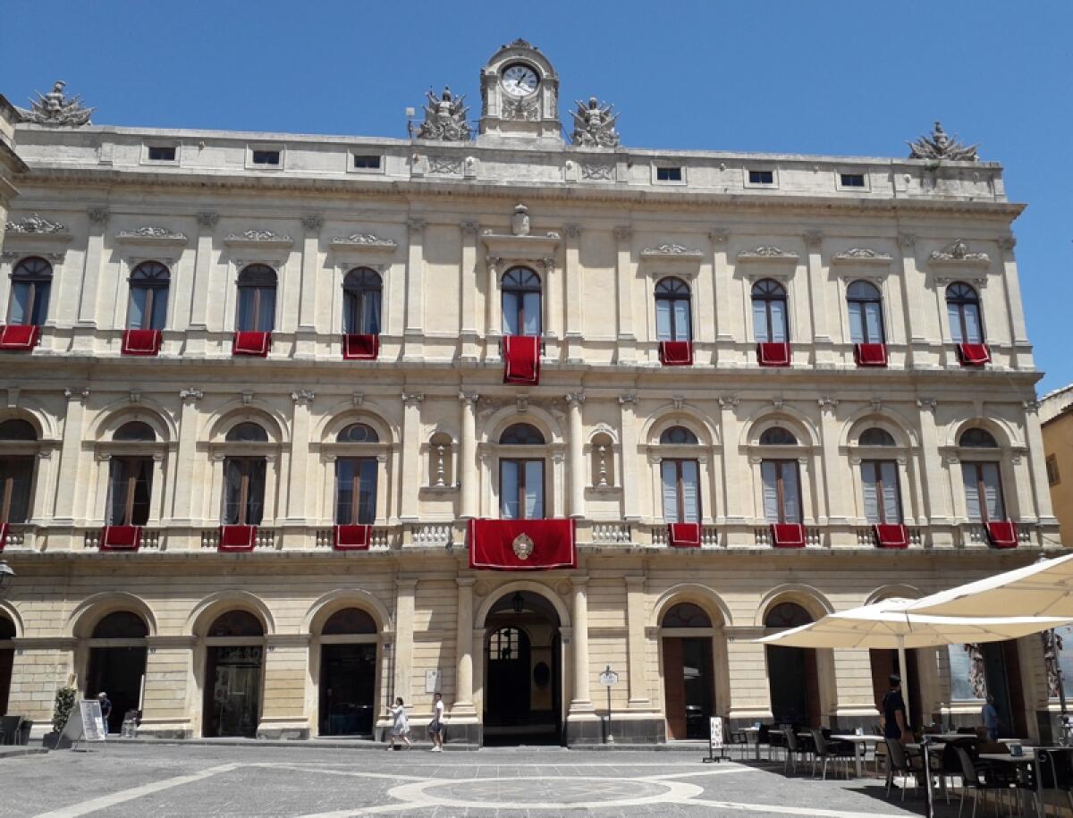 Caltagirone: regolamento e tariffe Tari approvati dal Consiglio comunale - 