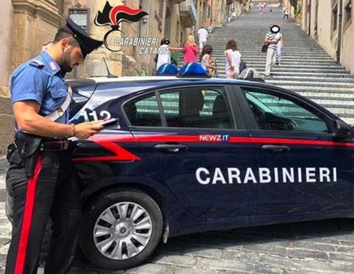 Caltagirone: furto ad un'anziana ed evasioni dagli arresti domiciliari. I Carabinieri arrestano un 23enne - 