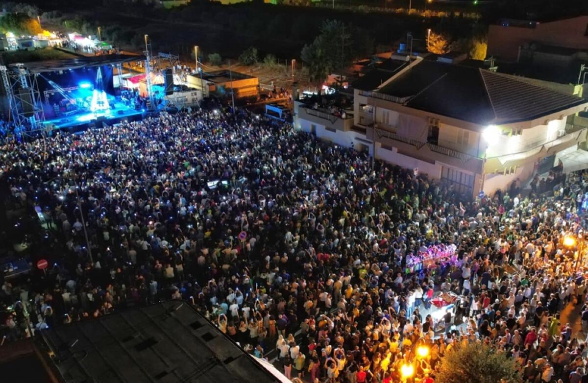 Mazzarrone: grande successo per la 15^edizione del "Festival Internazionale dell'uva da Tavola IGP" - 