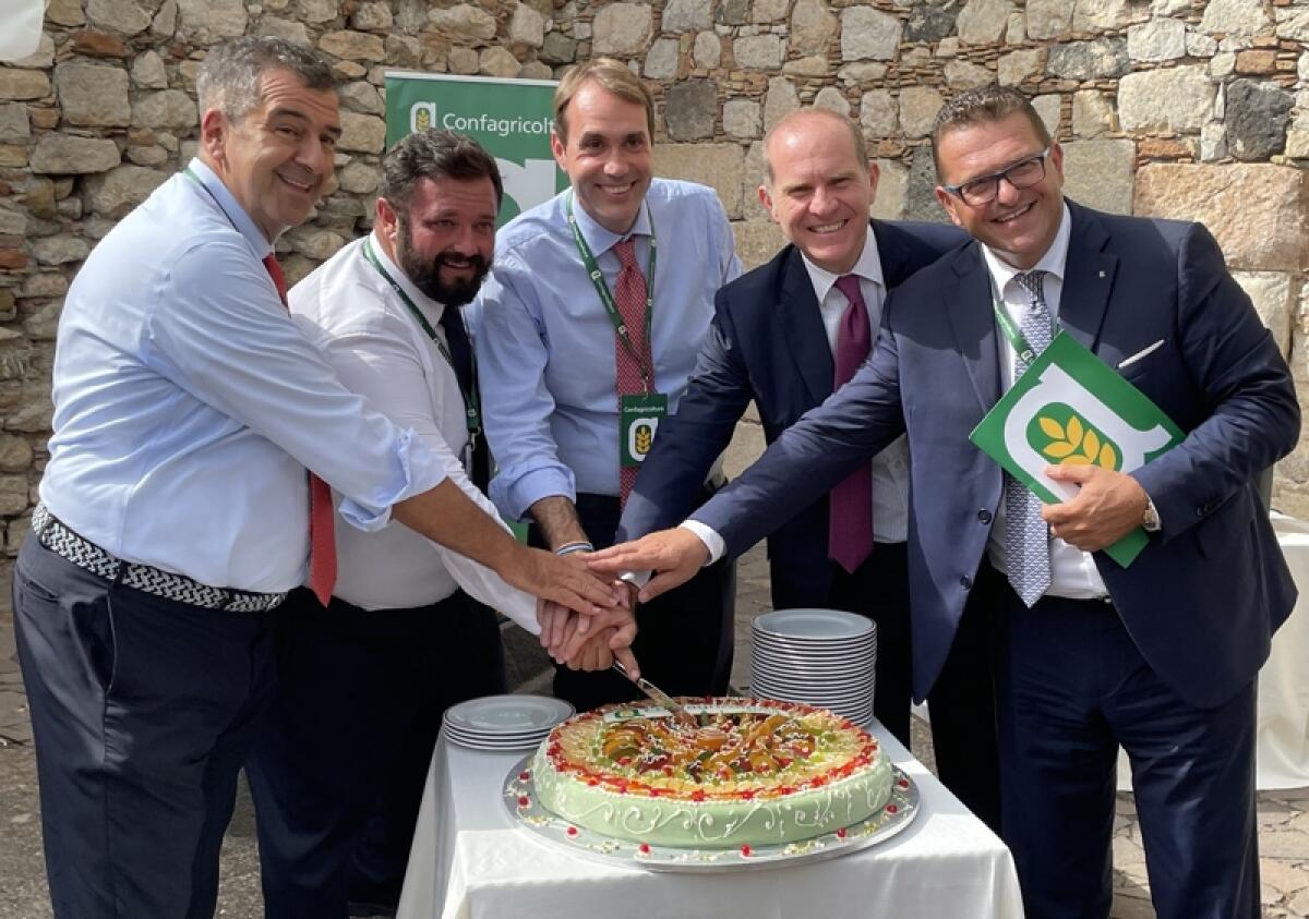 "Coltiviamo eccellenze: le imprese siciliane si confrontano con la politica", grande partecipazione e di interventi - 