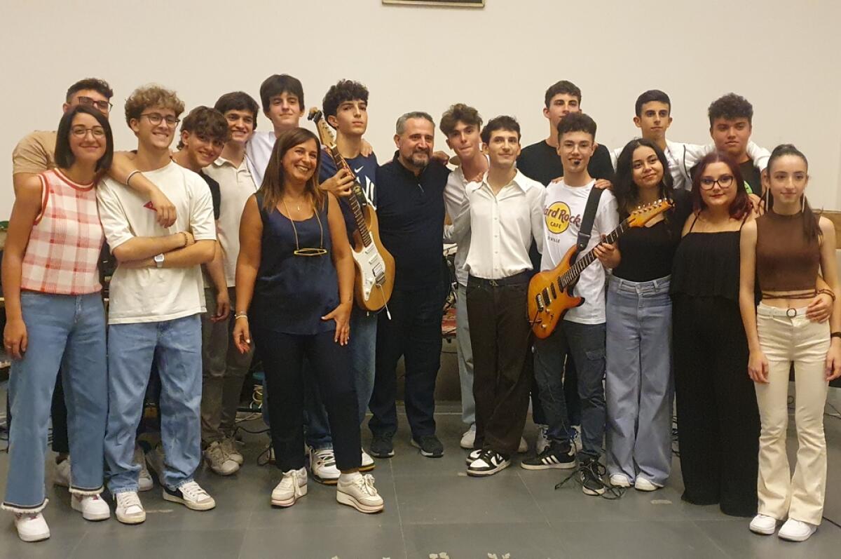 Caltagirone: grande successo per il concerto dei ragazzi dell’Open Jam Lab. Lunedì 1 ottobre il bis - 