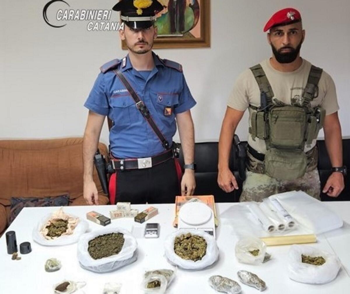 Mineo: 45enne arrestato dai Carabinieri per detenzione di sostanze stupefacenti ai fini di spaccio e detenzione abusiva di munizioni - 