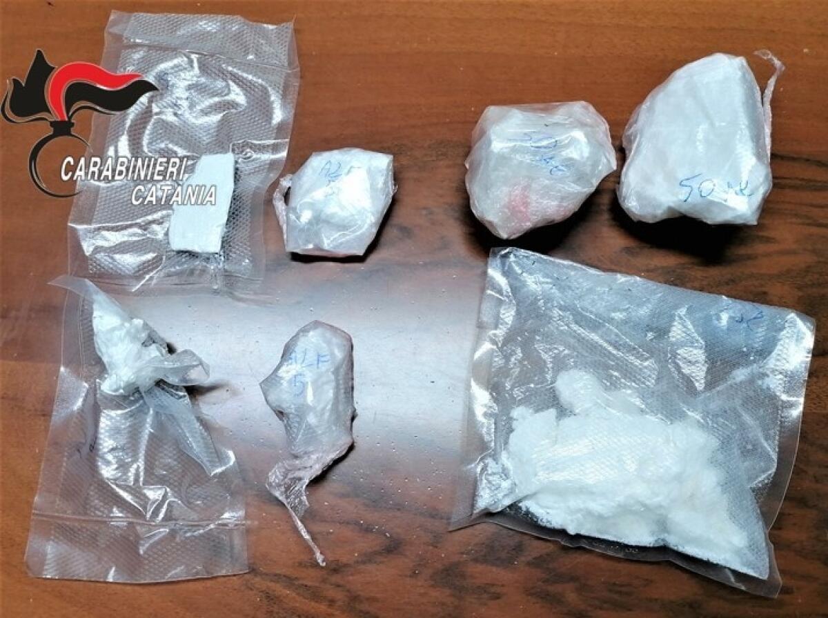 Ramacca: 26enne catanese arrestato dai Carabinieri di Palagonia per detenzione ai fini di spaccio di sostanze stupefacenti e resistenza a Pubblico Ufficiale - 