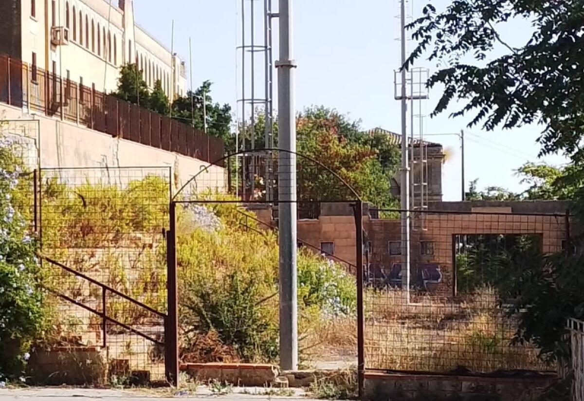 Caltagirone: campo sportivo polivalente Cappuccini, consegnati i lavori di manutenzione straordinaria e la ristrutturazione - 