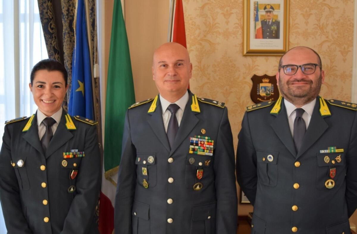 Guardia di Finanza di Catania: il Maggiore Emilia Altomonte subentra al Tenente Colonnello Massimiliano Pacetto - 