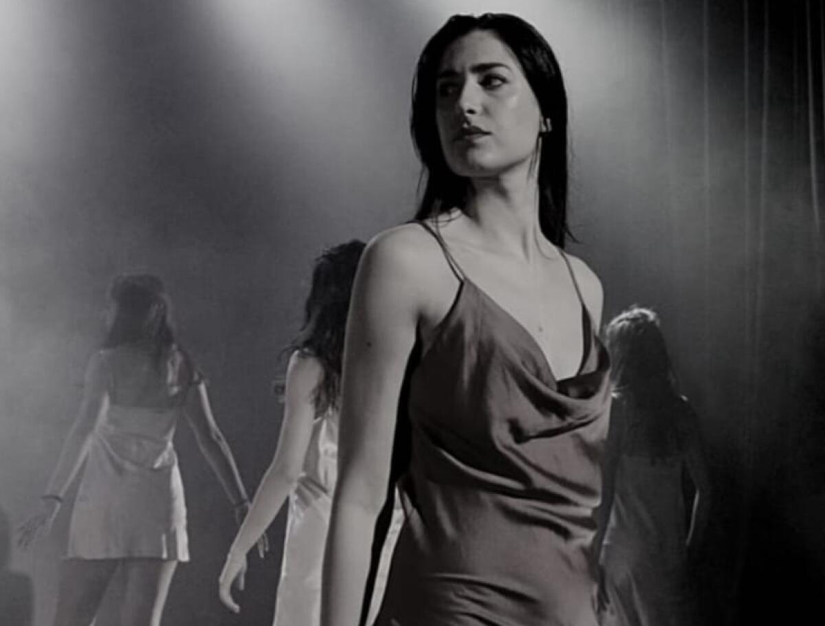 Caltagirone: venerdì 29 dicembre alla Vecchia pescheria "Lasciami Stare Tour", with Brunelleski lo spettacolo di Gaia Erre - 