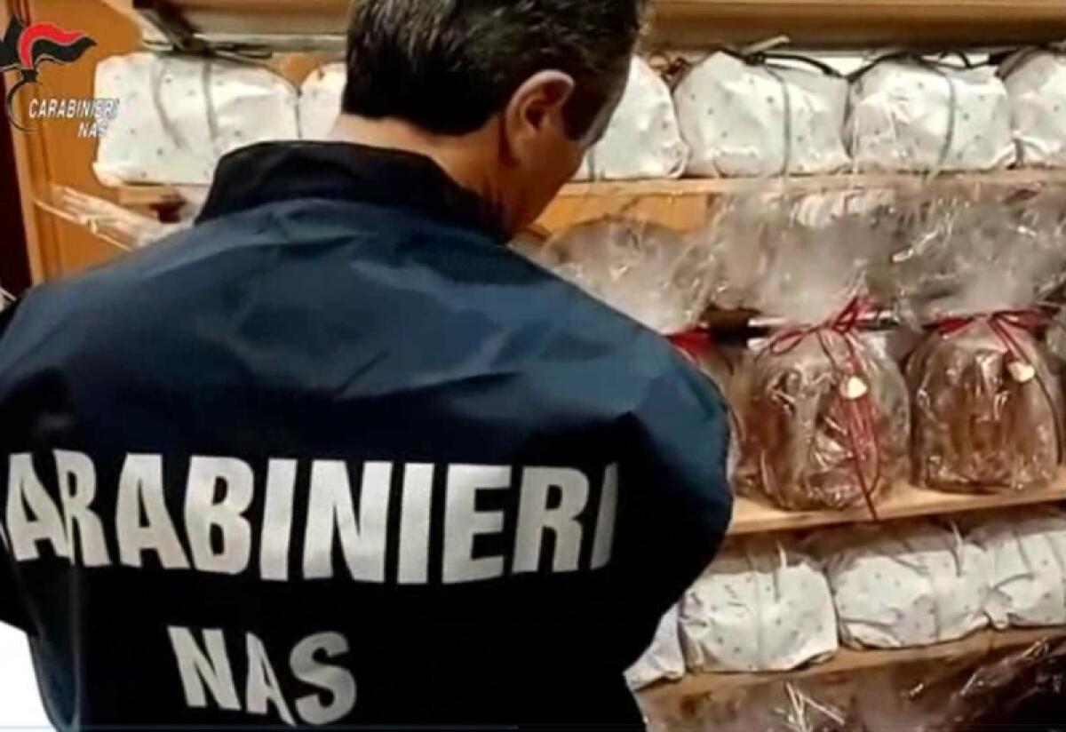 I Carabinieri NAS hanno sequestrato tonnellate di dolci tipici non a norma anche in Sicilia - 