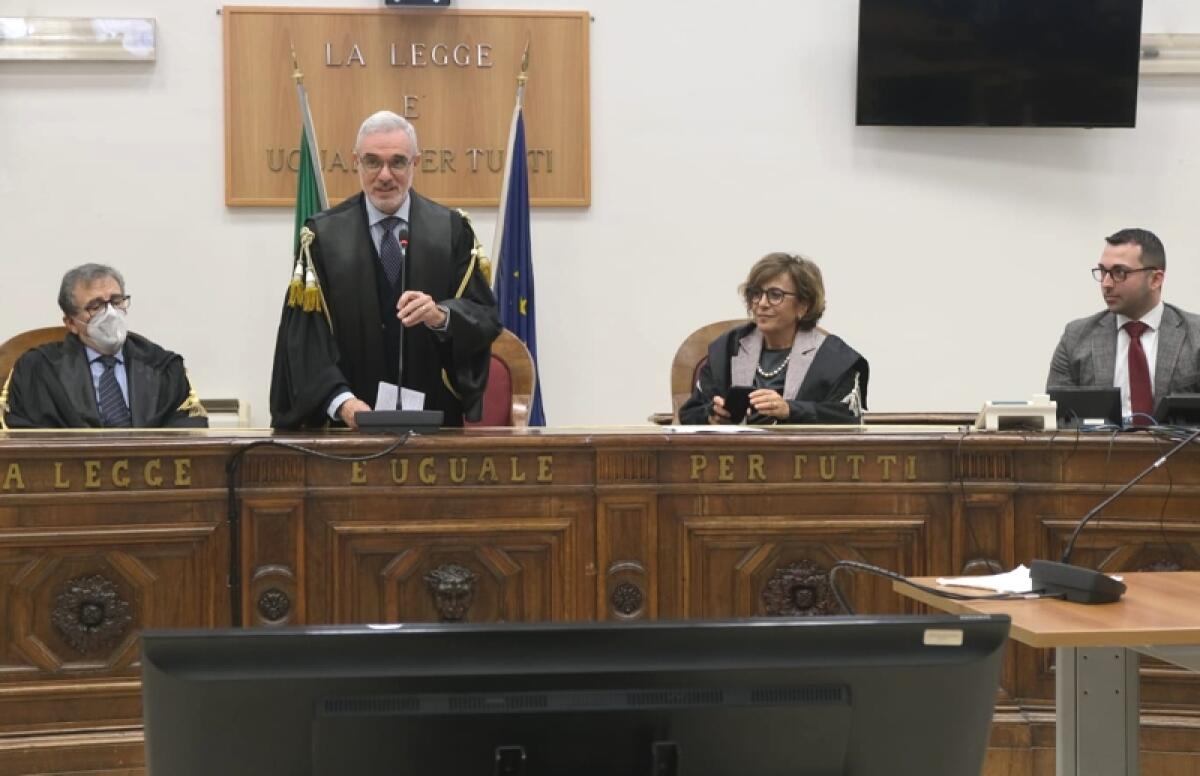 Caltagirone: cerimonia di insediamento del nuovo presidente del Tribunale, il dott. Vincenzo Panebianco - 