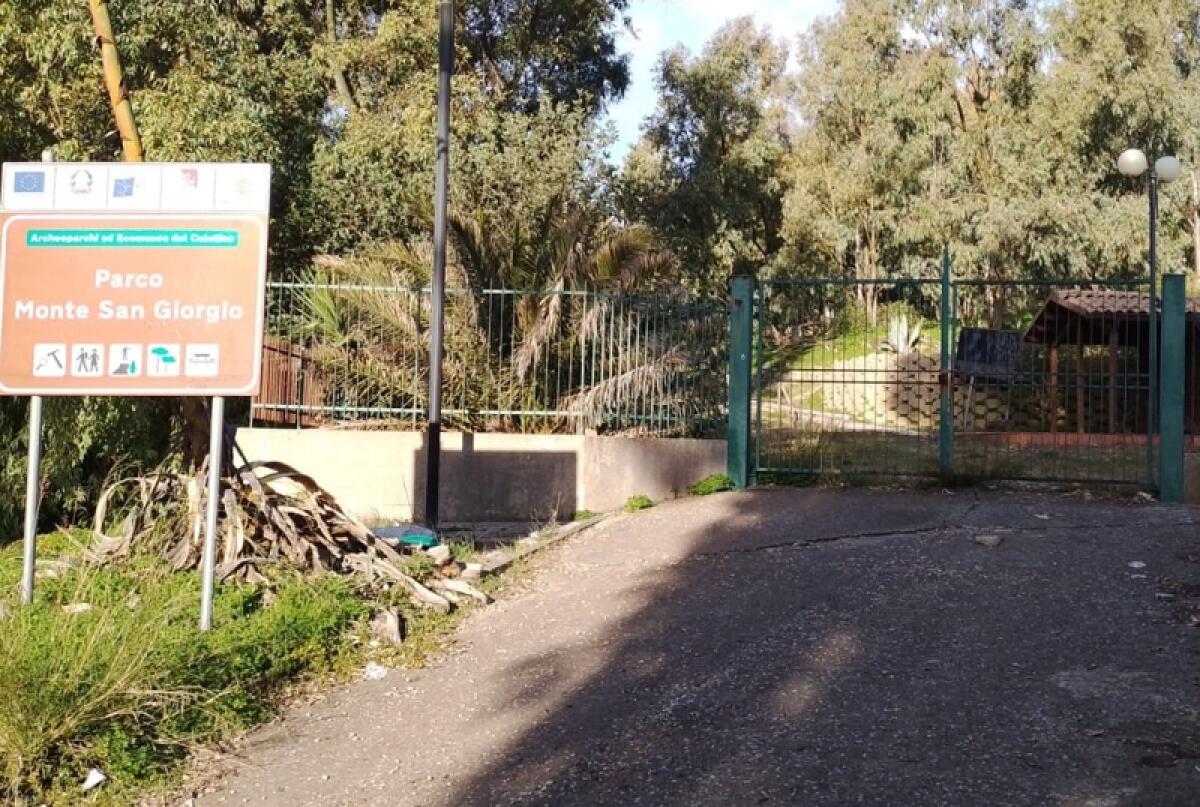 Caltagirone: 150 mila euro per il “Monte San Giorgio”, prevista la riforestazione ed eco-vegetazione con la collocazione di oltre tremila piante - 