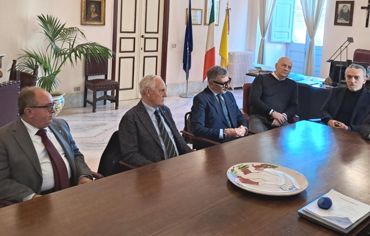 Caltagirone: insediato in municipio il nuovo Collegio dei revisori dei conti - 