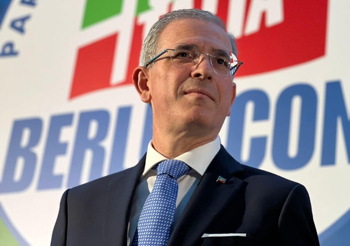 Caltagirone: venerdì 22 marzo all'Hotel Villa Sturzo, lo scambio di auguri pasquali di Forza Italia - 