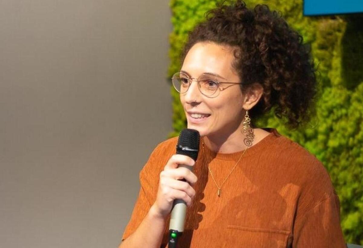 Caltagirone: domenica 21 aprile, alla Quadreria del Museo Diocesano, la presentazione del libro "Femminismo di Periferia" - 