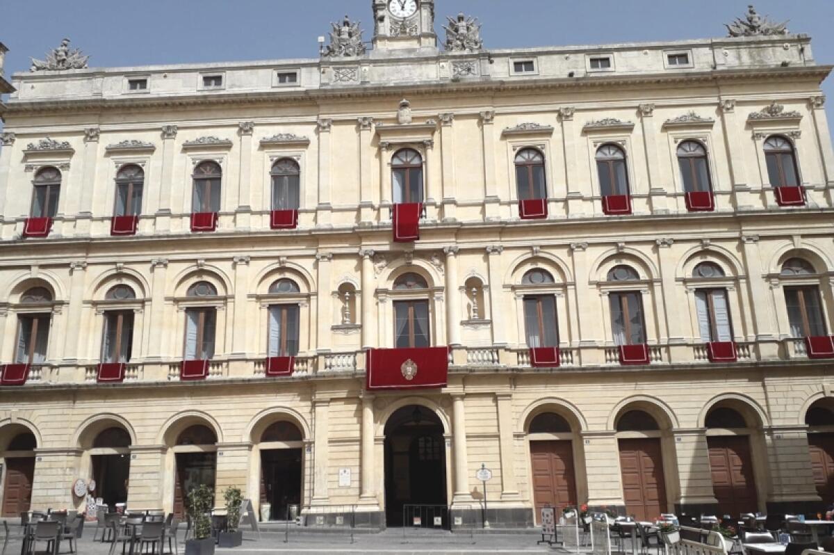 Caltagirone: martedì 30 aprile Consiglio comunale su Piano Economico, Tari e nuovo Pef - 