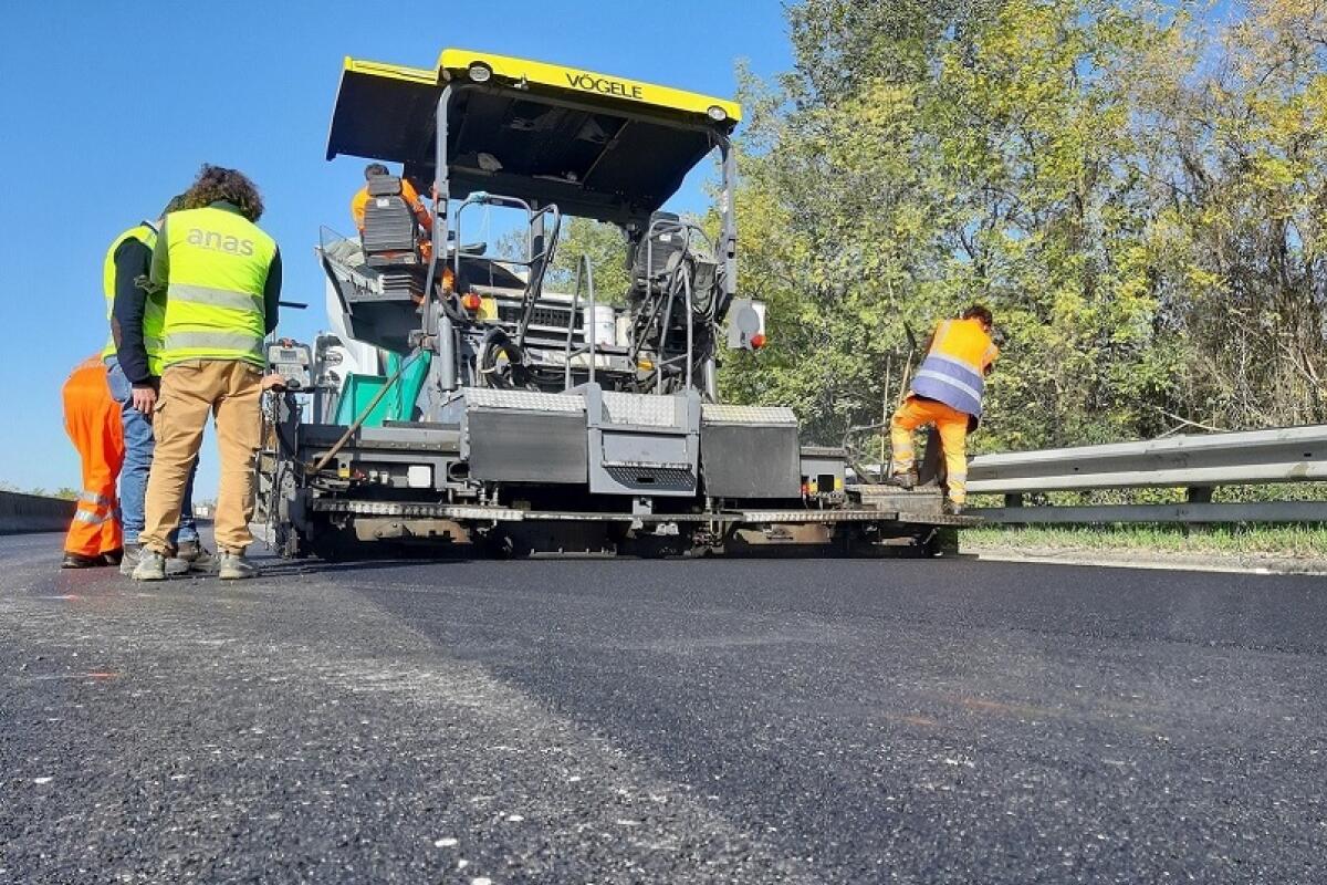 Viabilità: interventi notturni di pavimentazione su due svincoli nella Tangenziale Ovest di Catania - 