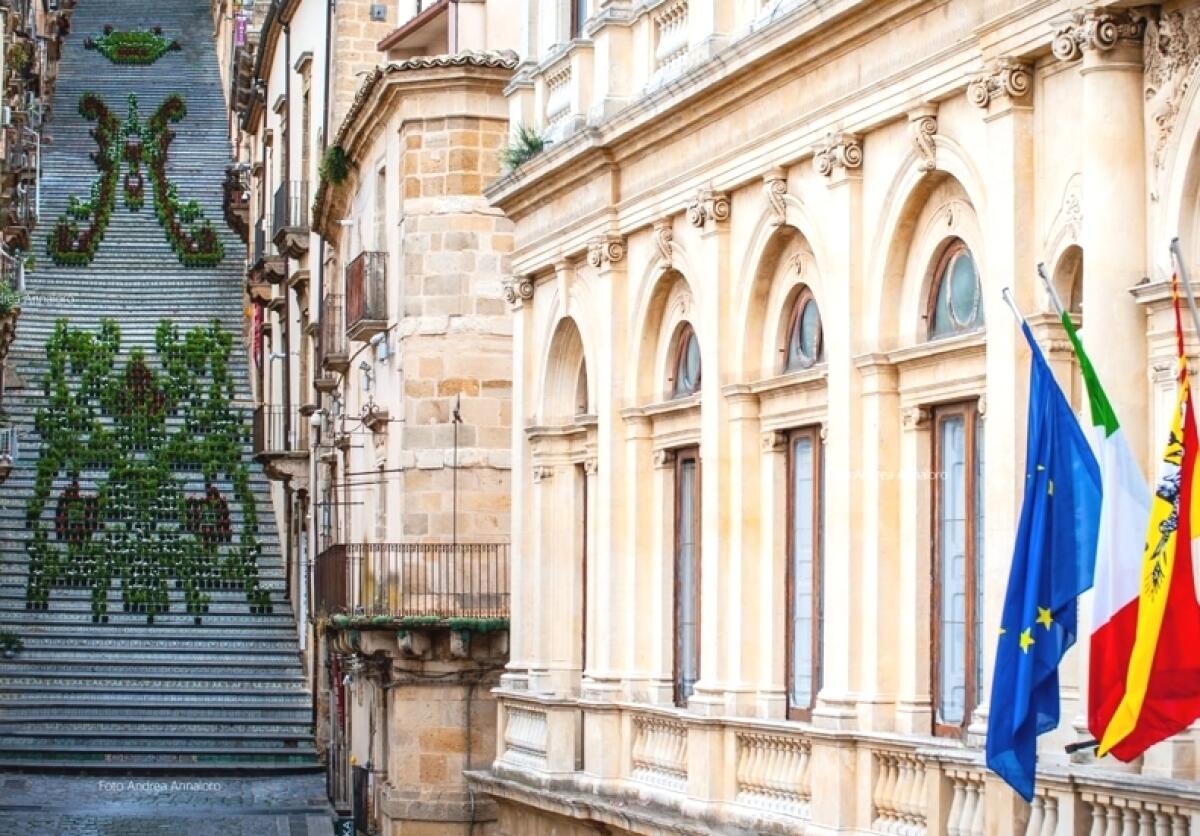 Caltagirone: visibile sino al 2 giugno la "Scala infiorata 2024" - 