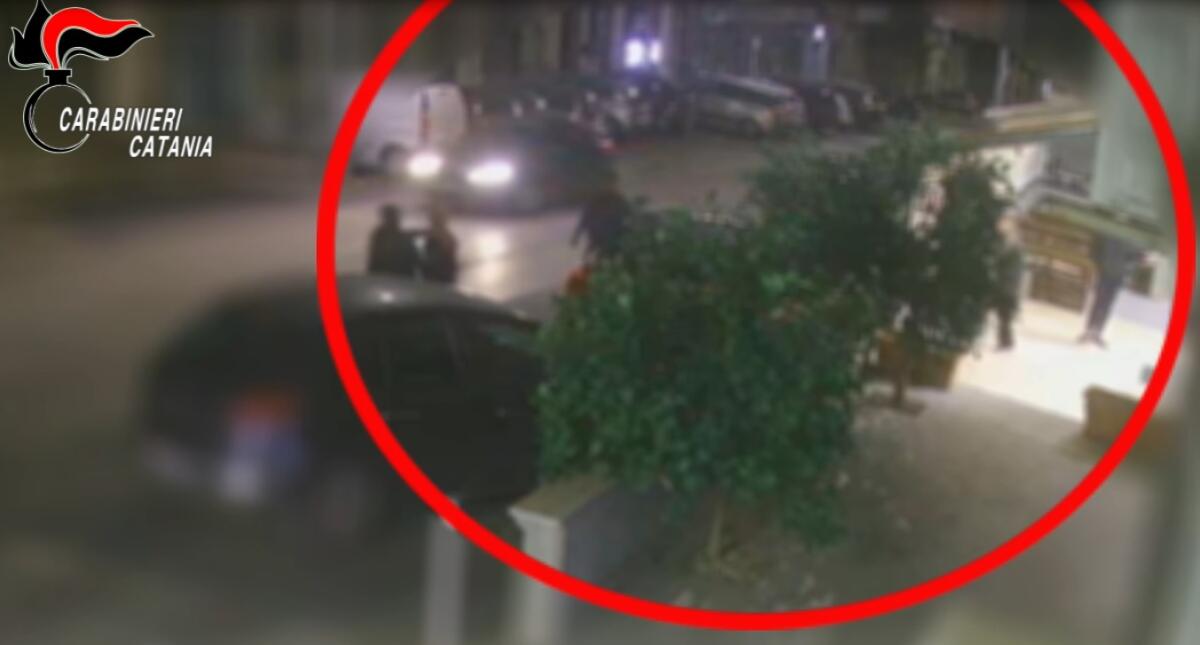 Palagonia: scampa per un soffio alla morte e ruba l’autovettura dell’aggressore, i Carabinieri denunciano due uomini - 