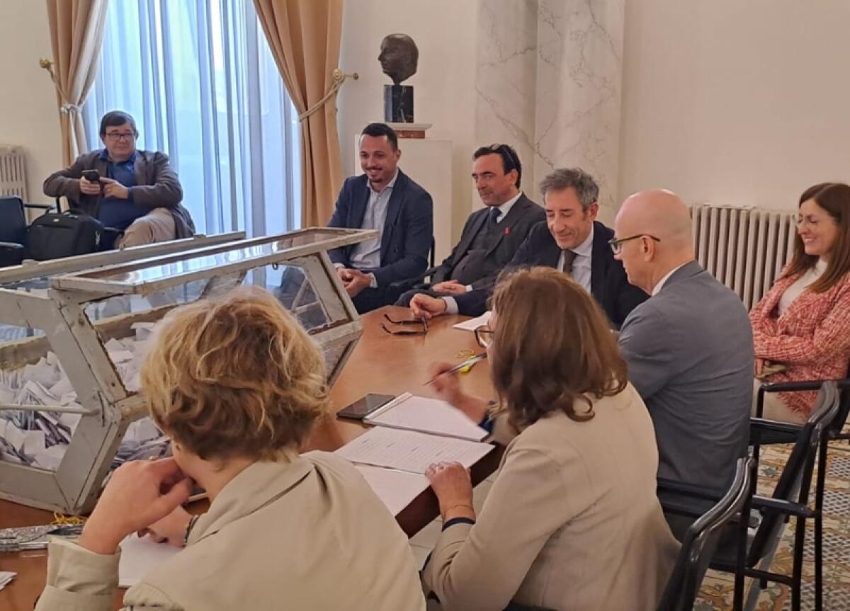 Caltagirone: sul sito del Comune l'elenco dei 170 scrutatori e delle riserve per le elezioni Europee - 