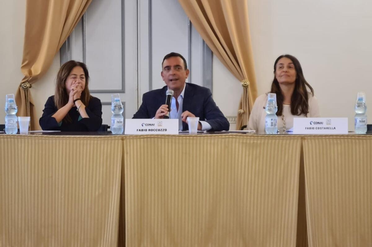 Caltagirone: incontro al municipio di Caltagirone sulla raccolta differenziata e accordo-quadro Anci-Conai - 