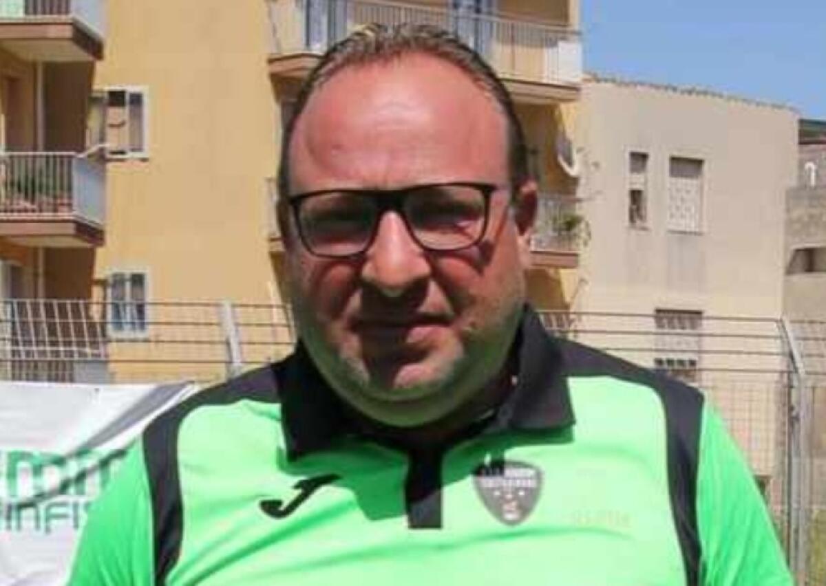 Calcio giovanile: il mister Davide Di Benedetto alla guida degli under 17 regionali del Palazzolo - 