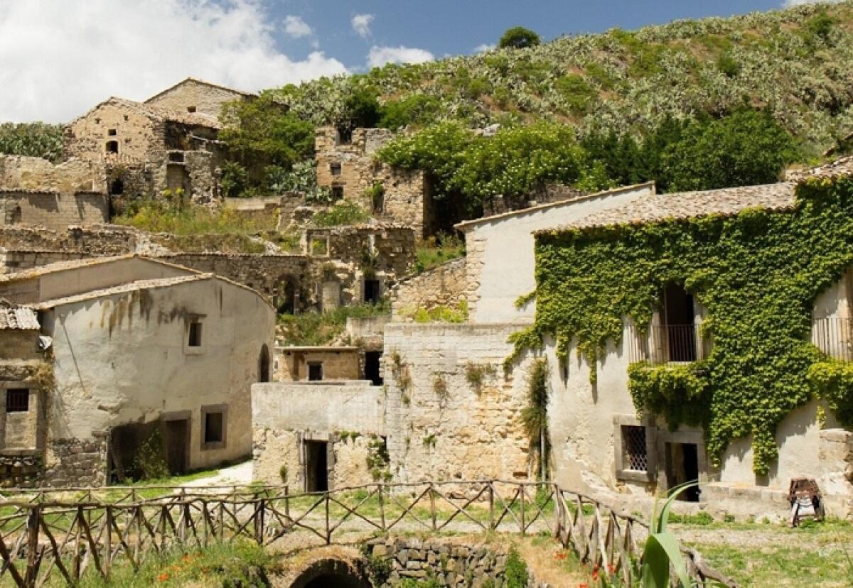 Vizzini: presentato ai cittadini il progetto per risistemare il vecchio borgo della Cunziria - 