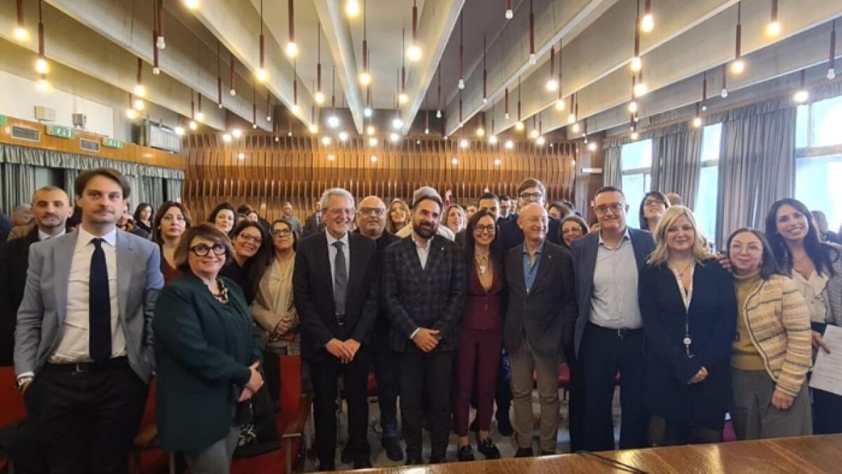 All'Asp di Catania stabilizzati 77 operatori, fra personale dirigenziale e di comparto, complessivamente 372 nel 2024 - 