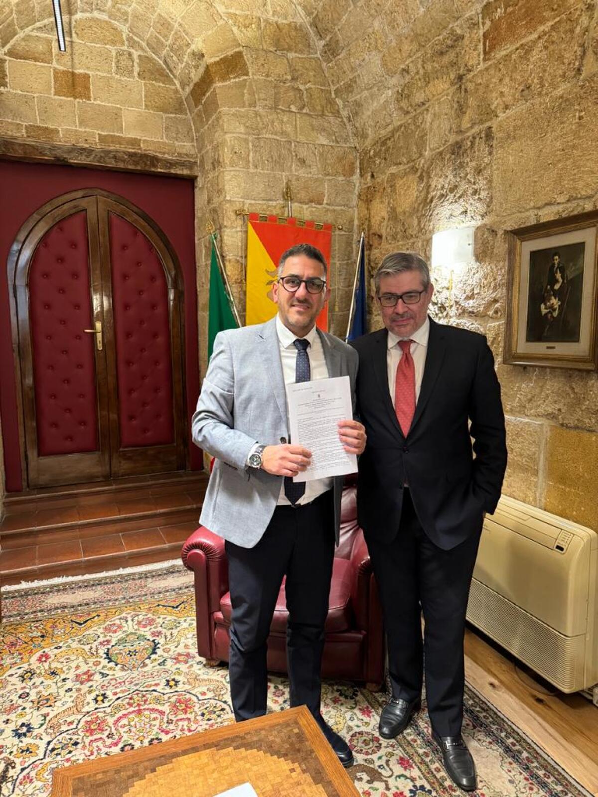 Nuova opera viaria a S. Michele di Ganzaria. Il sindaco Parasole: «Cambierà l'ingresso del paese» - 