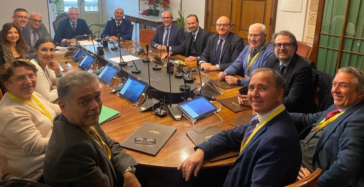 Ars: in commissione Affari istituzionali Riforma della dirigenza, sindacati della funzione pubblica - 