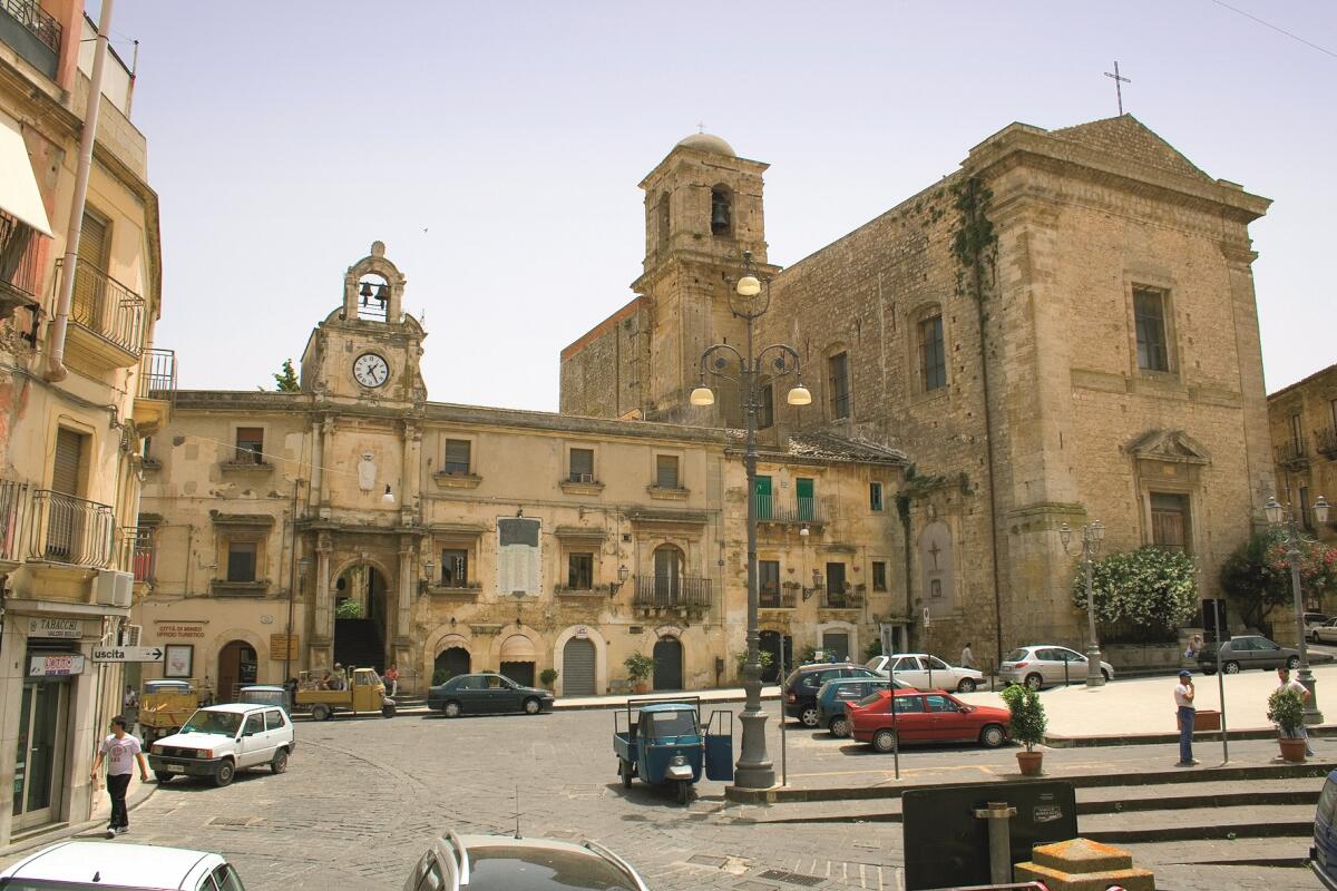 Mineo: per il triennio 2024-2026, la qualifica “Città che legge” - 