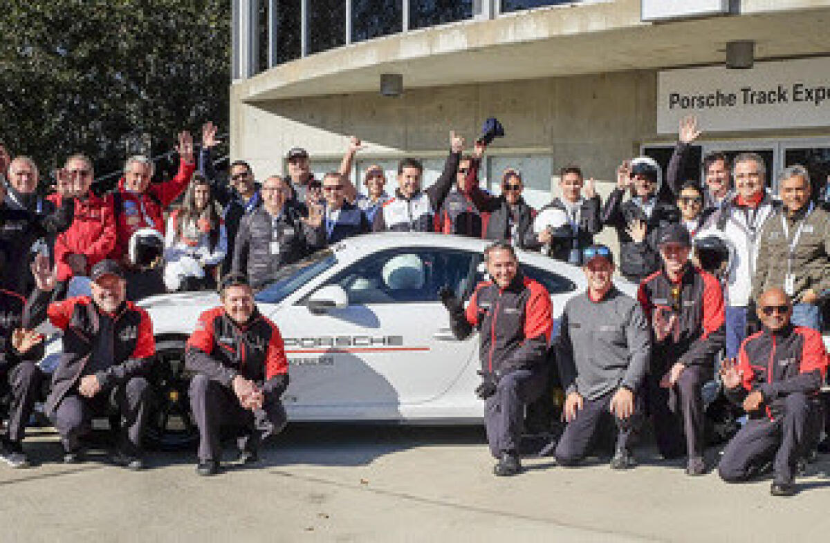 Caltagirone: domenica 16 febbraio in città, 40 vetture del Porsche Club Sicilia - 