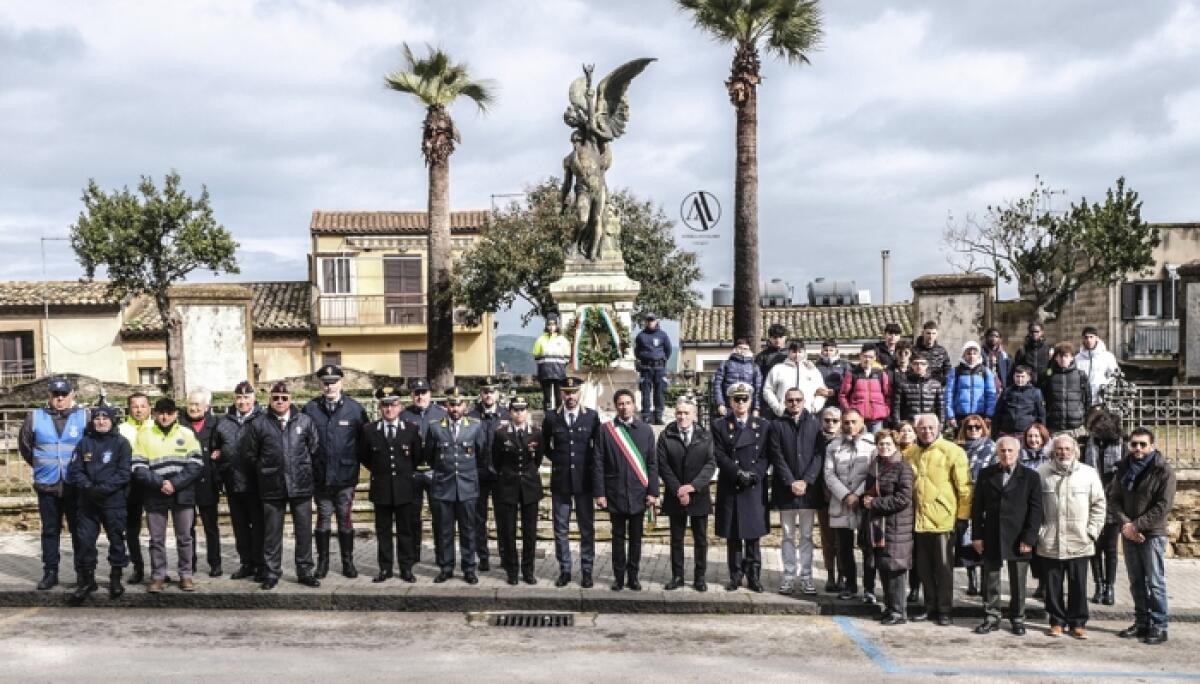 Caltagirone. 10 febbraio, "Giorno del Ricordo". Cerimonia al Monumento ai Caduti, in via Roma - 