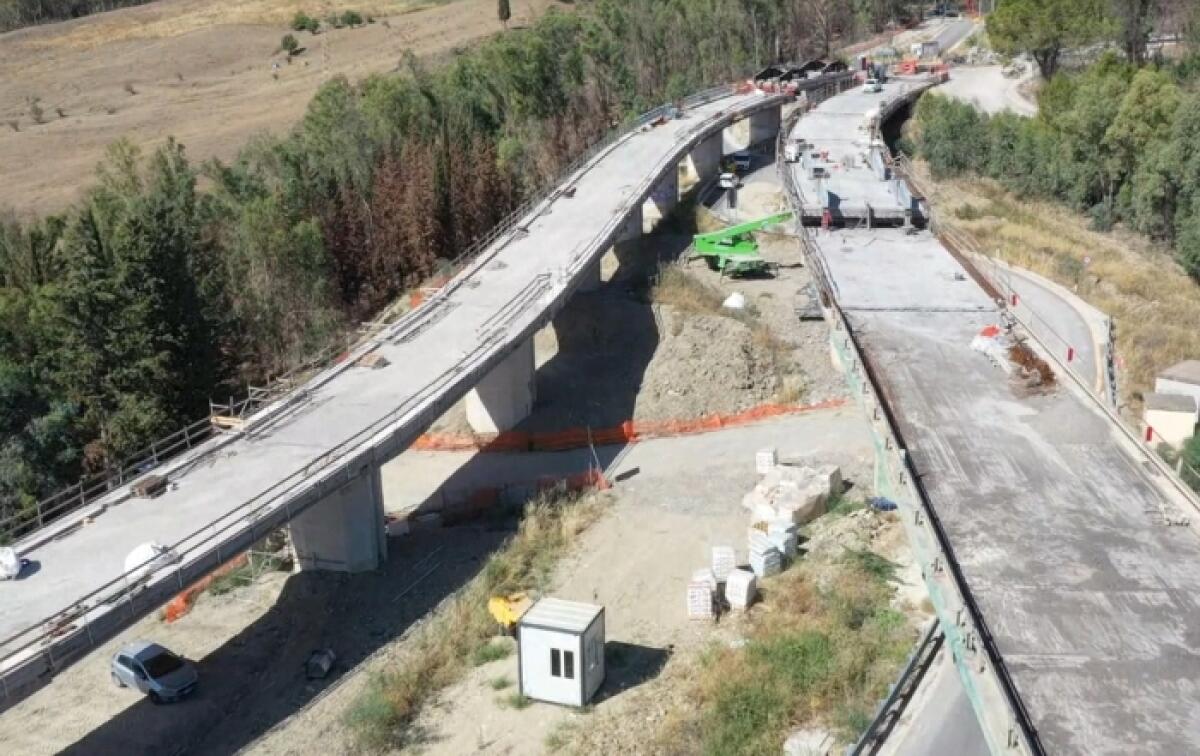 Viabilità: entro il prossimo anno sarà completato l’80% dell’intero piano di ammodernamento e potenziamento dell’autostrada A19 “Palermo- Catania”. - 