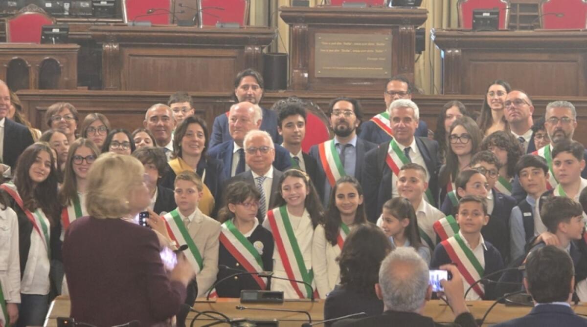 Palermo: la baby sindaca di Caltagirone, Linda Gulino, protagonista alla Giornata regionale dei CCR - 