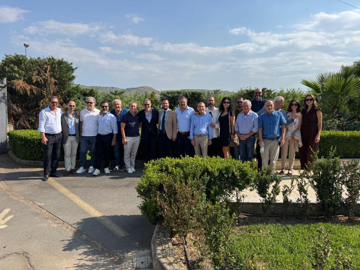 Trattamento rifiuti, a Kalat l'assessore regionale Colianni: «Altri interventi per gli impianti» - 