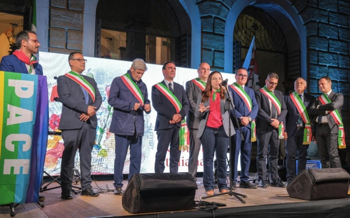 Caltagirone: ieri duplice celebrazione, Festa della Repubblica e 80° Anniversario della Liberazione - 