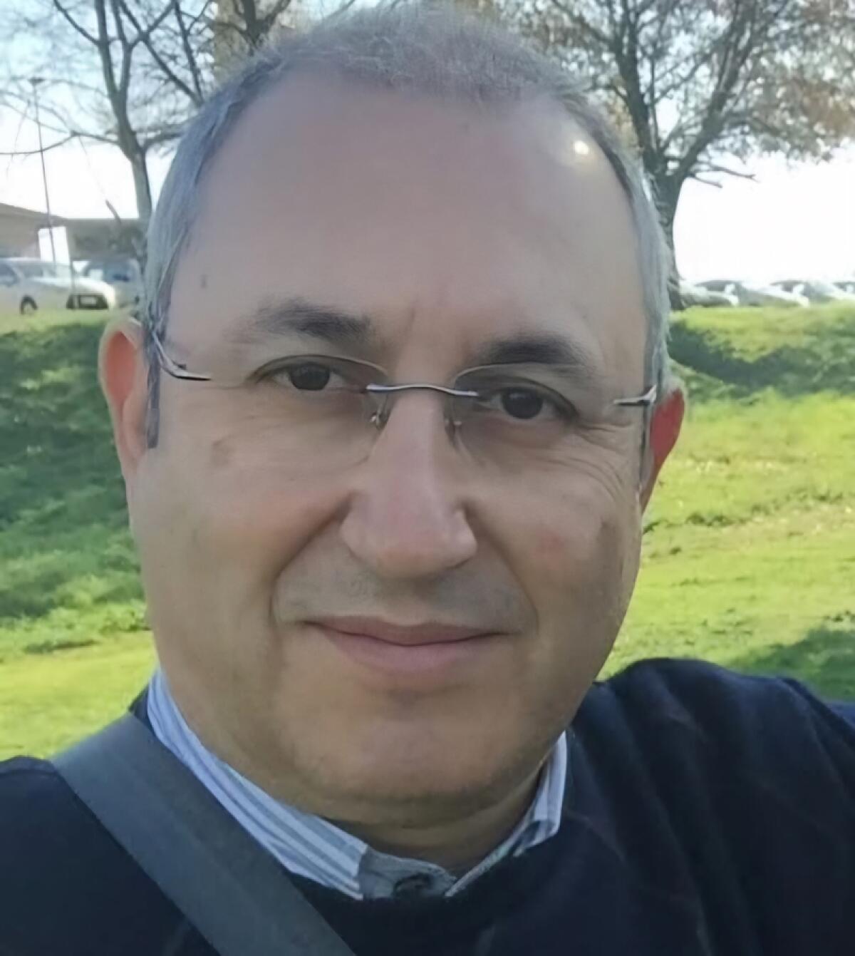 Caltagirone: travolto sulla SS 124, perde la vita l'ex poliziotto Daniele La Monica, arrestato il pirata della strada - 