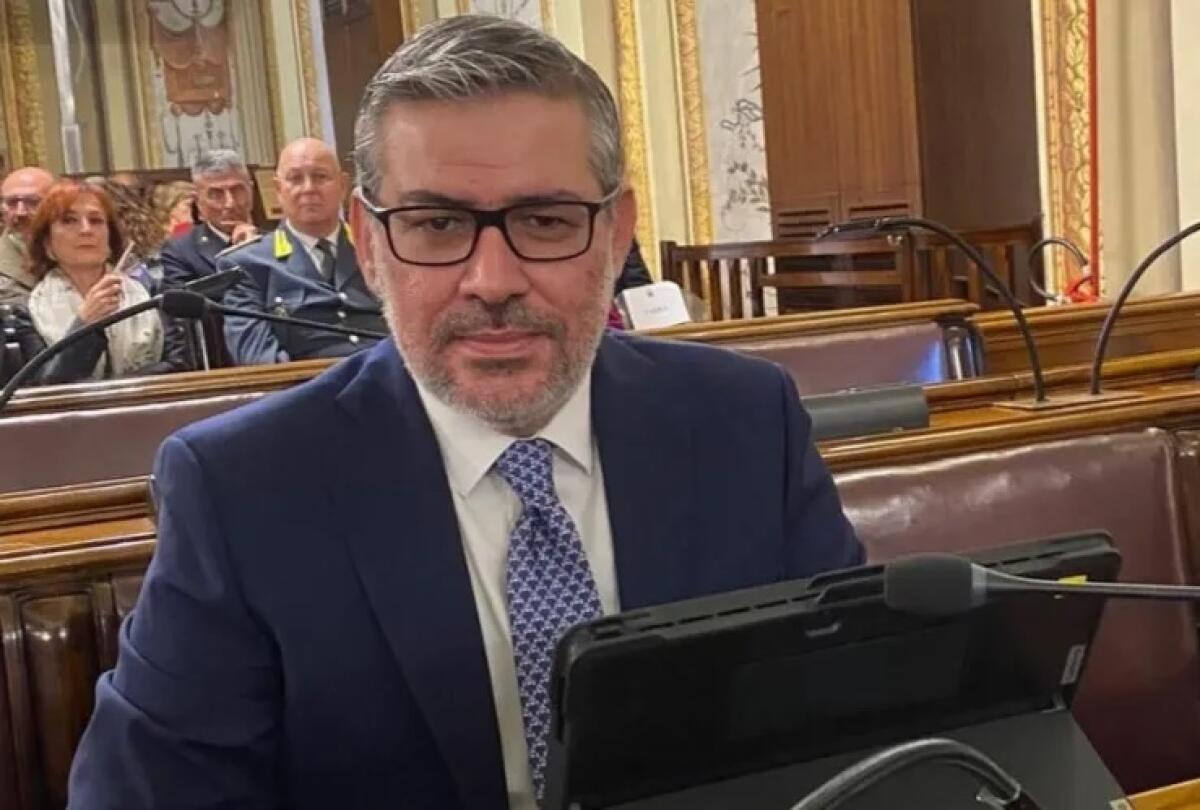 Caltagirone: l'on. Giuseppe Lombardo lancia un allarme sulla riduzione di posti letto nell'area acuti e post-acuti - 