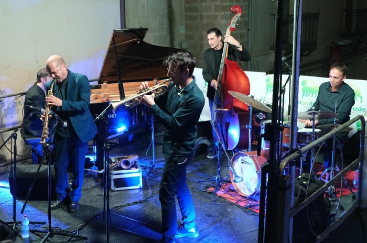Gran finale per il Caltagirone International Jazz Festival, un successo strepitoso - 