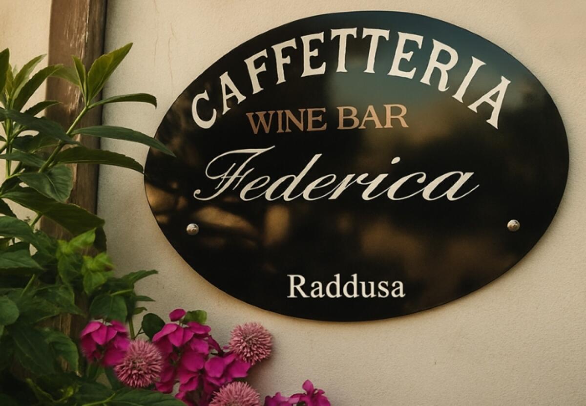 Sotto il sole infuocato di Raddusa, alla Caffetteria Federica, c’è una granita che mette tutti d’accordo - 