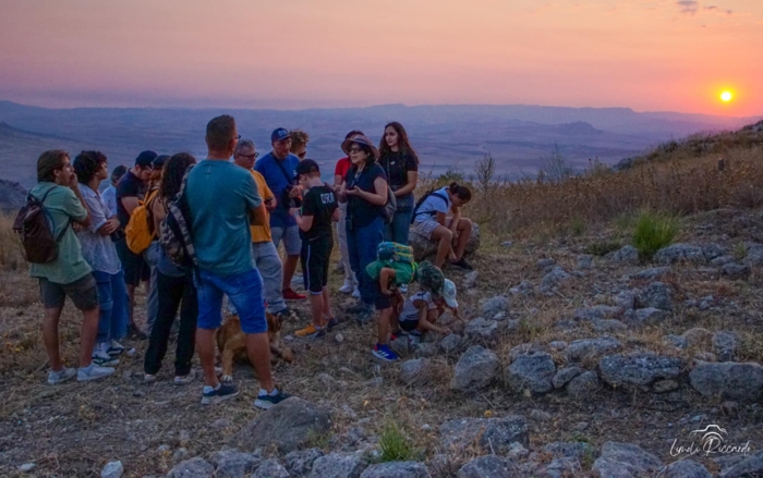 Notte di San Lorenzo: Ramacca, una notte tra poesia, musica e stelle per la sedicesima edizione di “E quindi uscimmo a riveder le stelle”