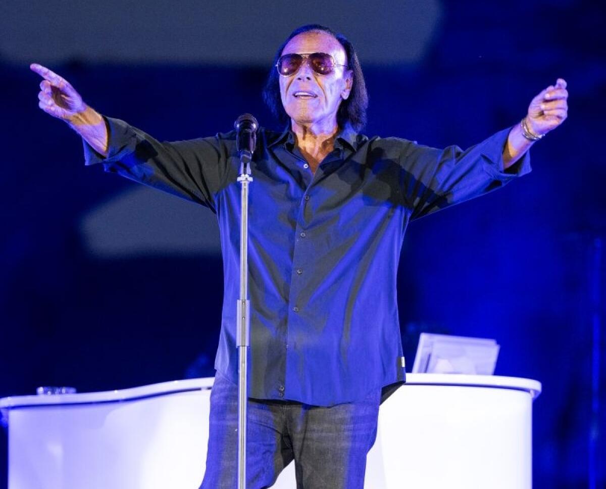 Antonello Venditti con "Notte prima degli esami" incanta la Sicilia: prossime tappe a Taormina e Palermo - 