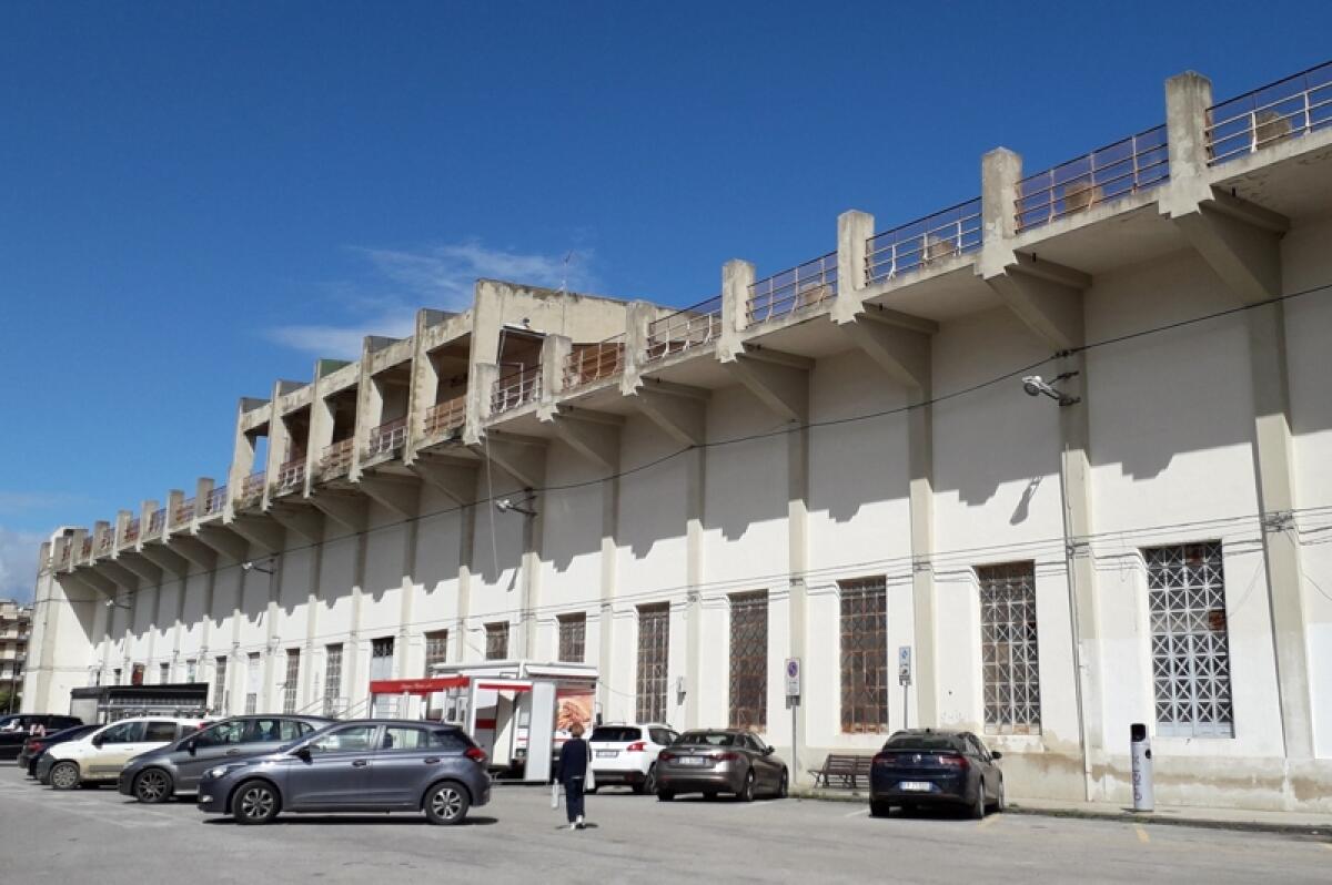 Caltagirone, proseguono i lavori allo Stadio Agesilao Greco, il sindaco Roccuzzo: "consegna prevista entro l’estate 2026" - 