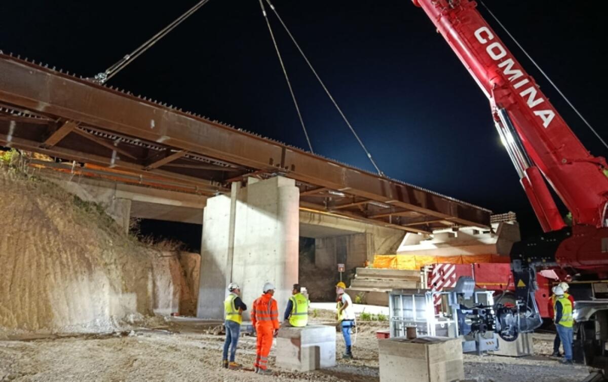 Viabilità, lavori sulla SS 514 Ragusa-Catania: completato in anticipo il varo di due cavalcavia - 