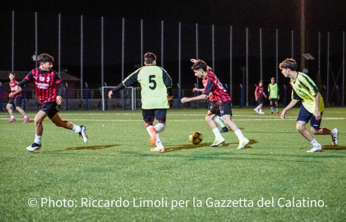 Calcio amichevole Under 17: il Centro Polisportivo Ramacca 1985 e lo Sporting Eubea in una serata di sport e amicizia - 