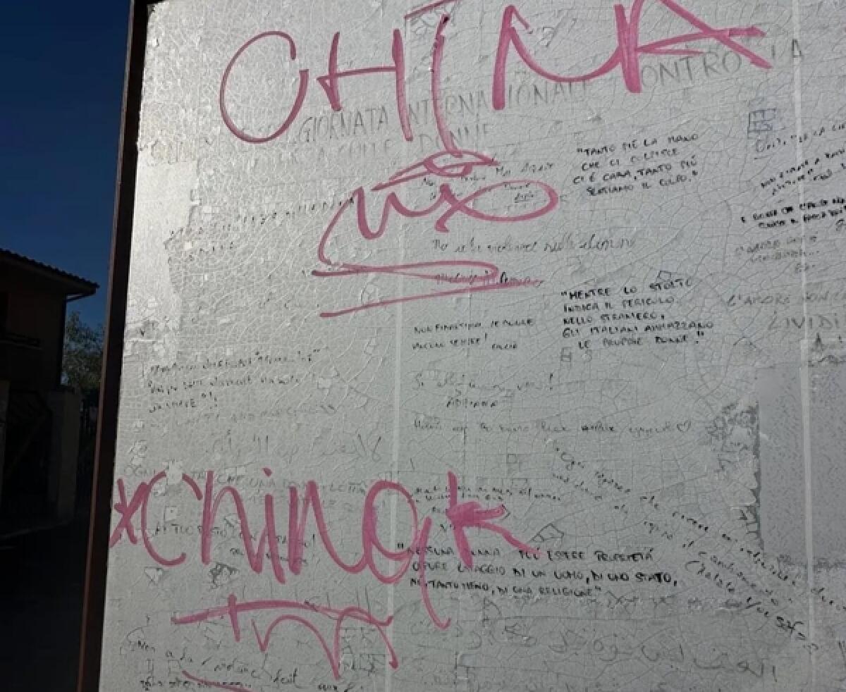 Vizzini: atti di vandalismo, tempestivamente eliminati, contro un simbolo della lotta alla violenza sulle donne - 